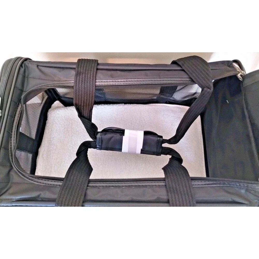 Sherpa Original Deluxe Travel Pet Carrier, Dog Cat Airline Approved Black Medium